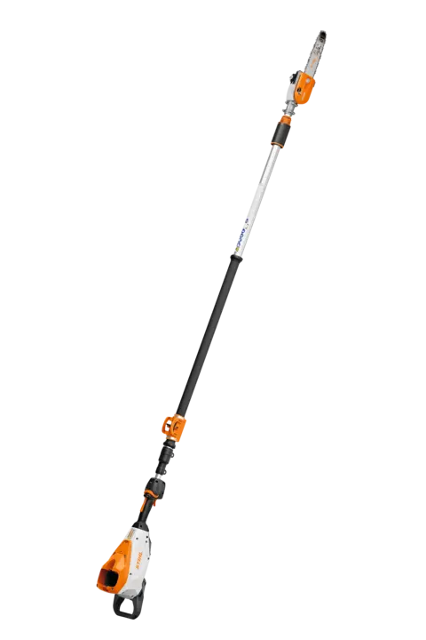 Powerful and professional, this battery-powered pole pruner features a telescoping-shaft.