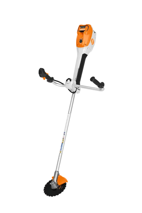 The most powerful clearing saw in the AP Battery System, the FSA 400 offers versatility with a wide range of optional cutting attachments.