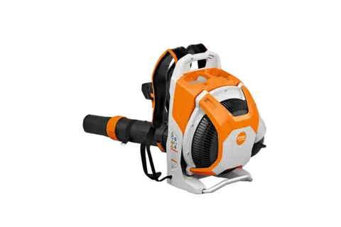 As strong as a hurricane but capable to work in noise reduced areas, the BRA 500 packs a punch on wet leaves and debris.