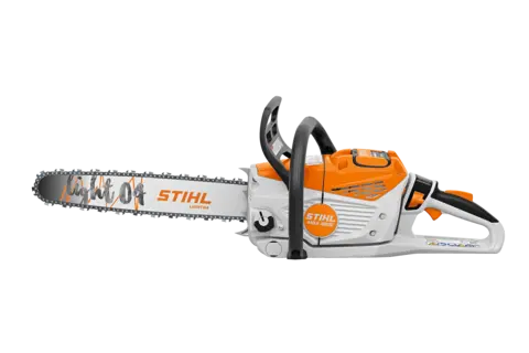 The MSA 300 C-0 battery powered chainsaw is the most powerful chainsaw in the STIHL AP Battery System, and is truly a professional-grade chainsaw.